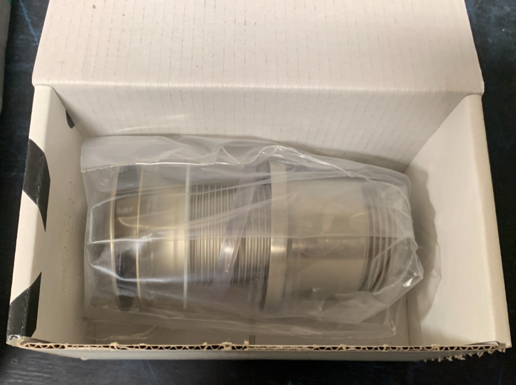 Crosswater MPRO Unslotted Clicker Basin Waste Brushed Stainless Steel PRO0101V